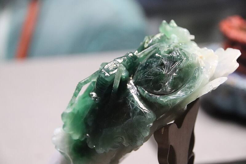 翠玉白菜与肉形石：翠玉白菜细节