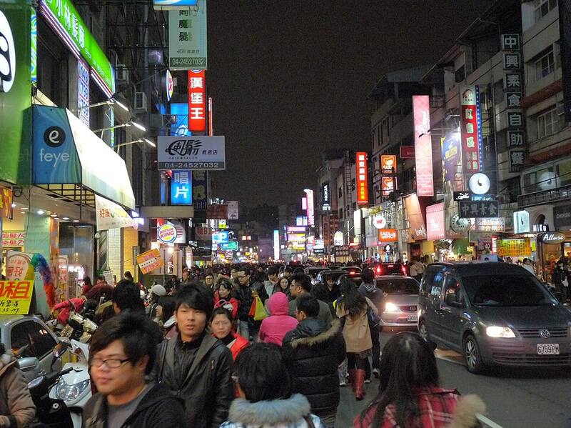 逢甲夜市：逢甲夜市夜景