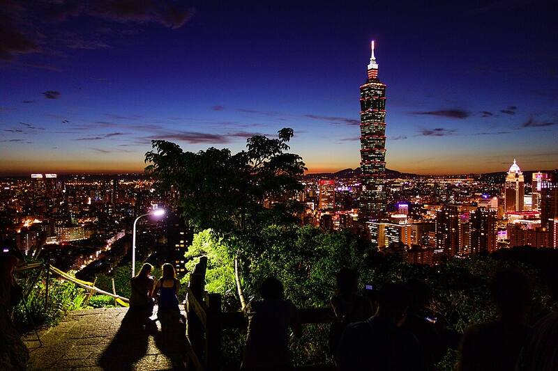 台北101：台北101夜景