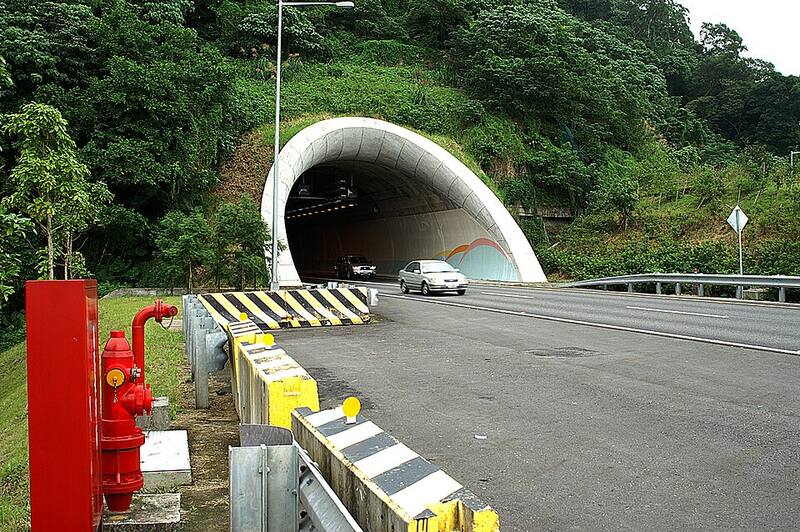 雪山隧道：雪山隧道出口